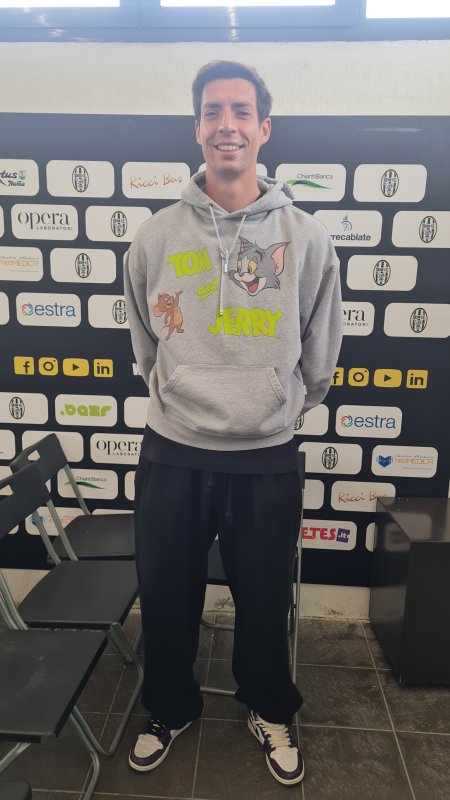 Cavallari rinnova con il Siena: "Legame forte con la piazza, ora testa ai play-off"
